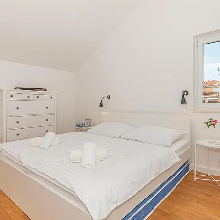 3 Bedroom Amazing In Σπίτι διακοπών *
