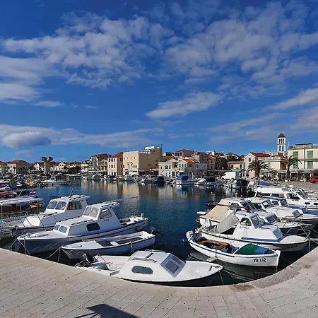 Σπίτι διακοπών 3 Bedroom Amazing In *