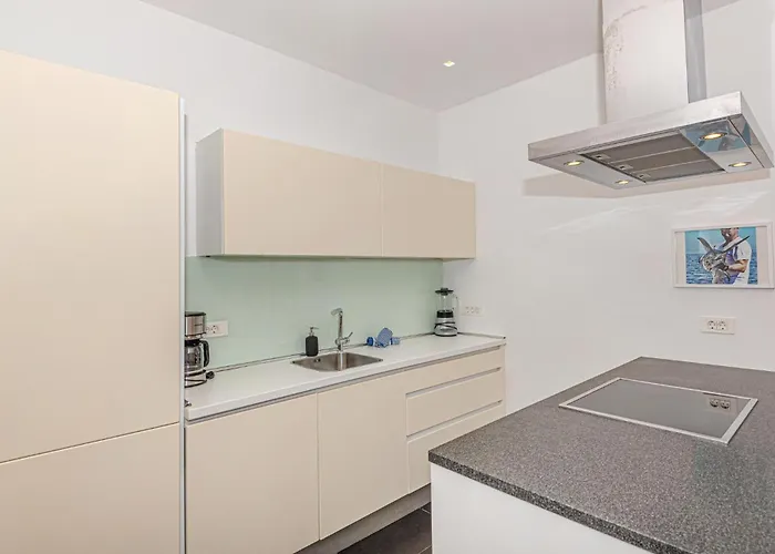 3 Bedroom Amazing In Сasa de vacaciones Vodice